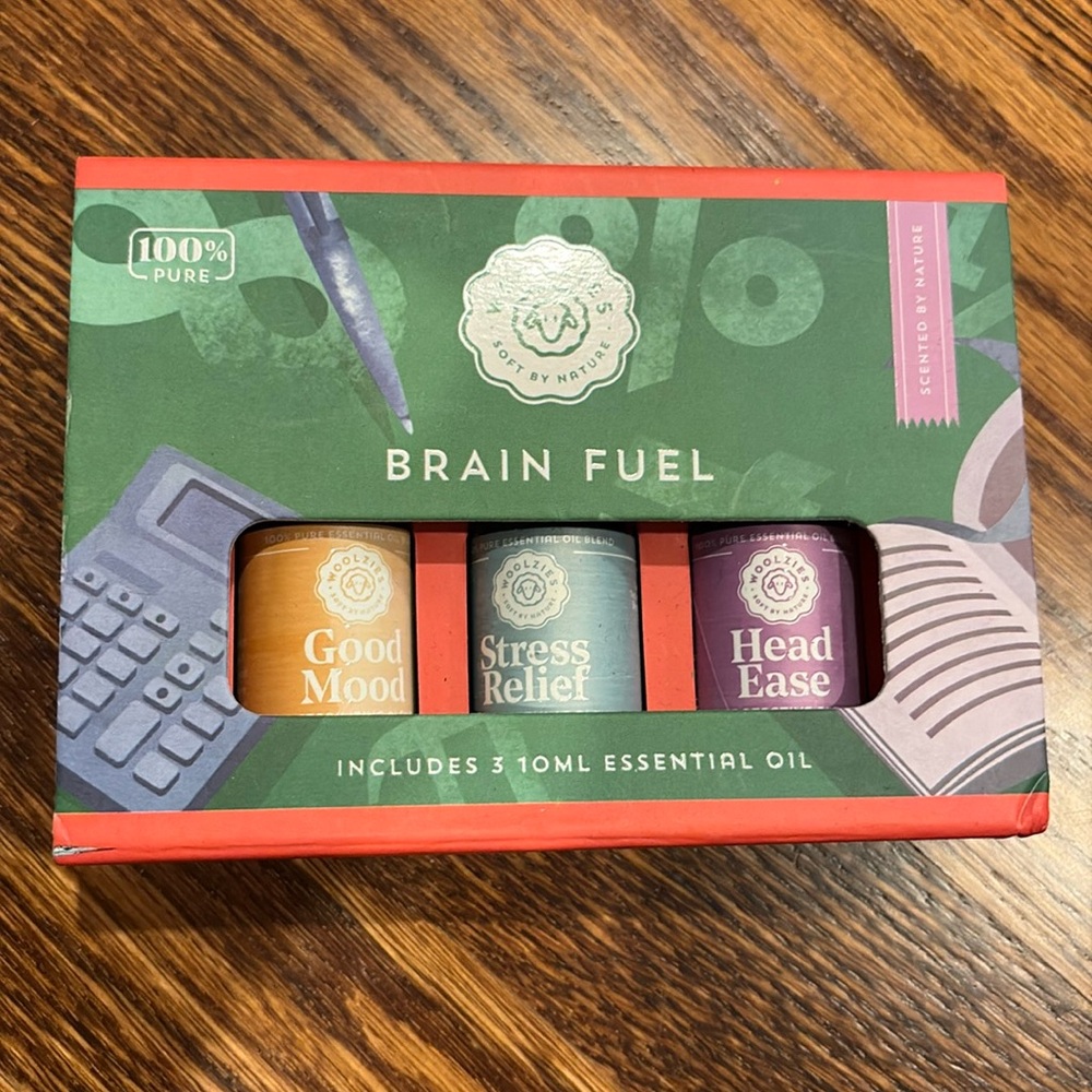 BRAIN FUEL essential oils New in Box by woolzies